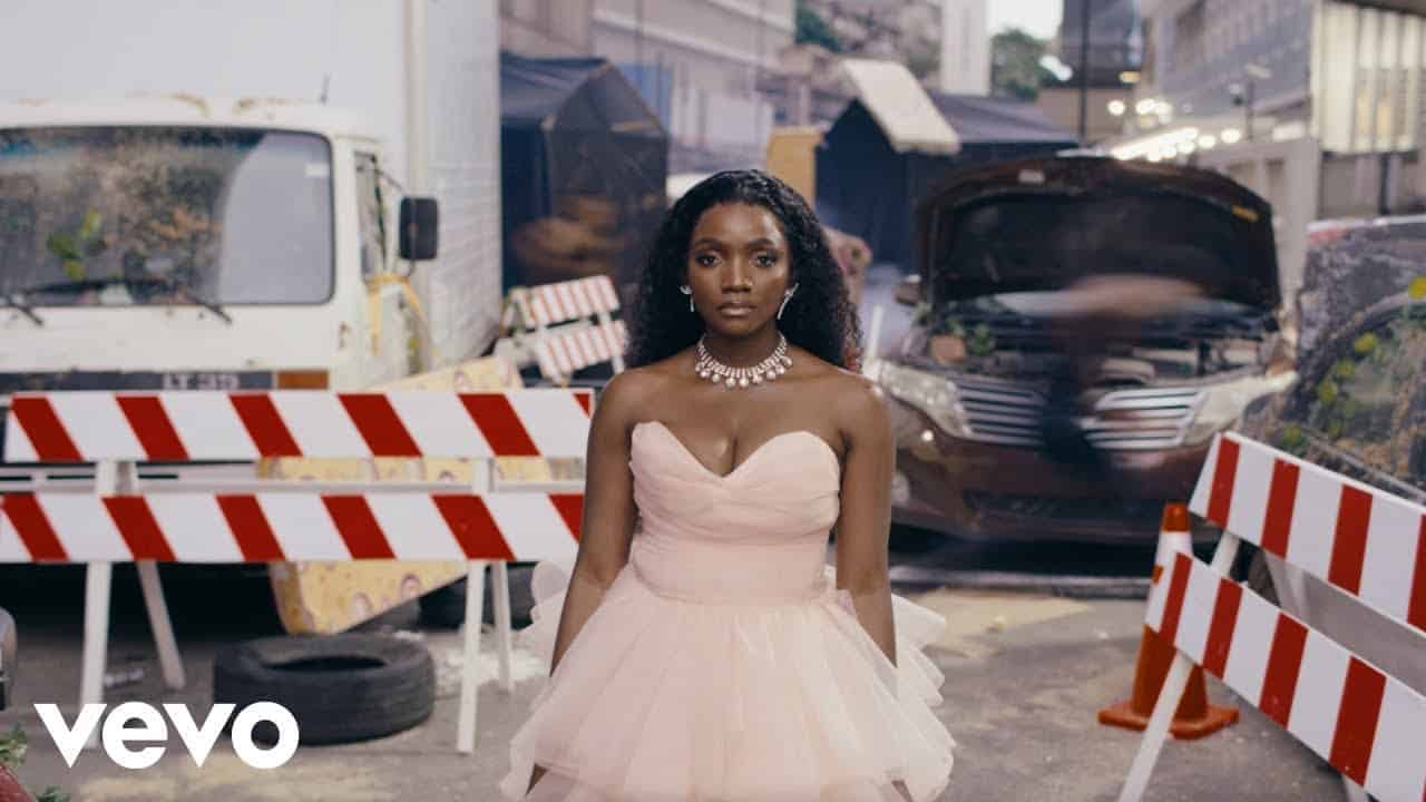 DOWNLOAD VIDEO: Simi – “Stranger” Mp4