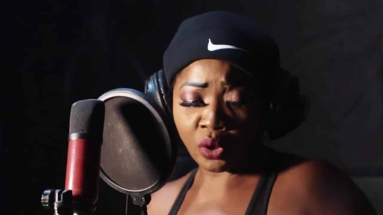 DOWNLOAD VIDEO: Deborah – “Shade Freestyle” Mp4