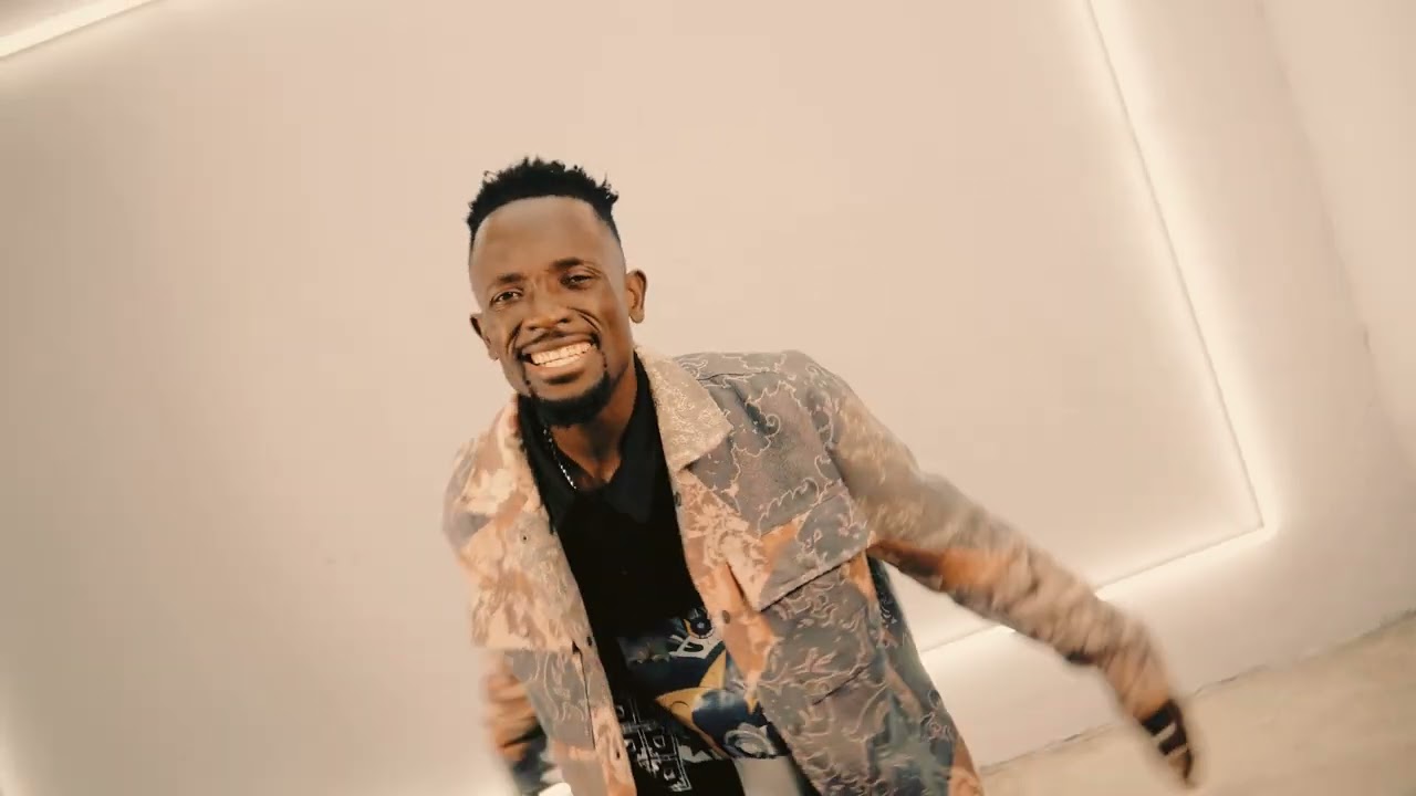 DOWNLOAD VIDEO: 4 Na 5 Ft Chile One Mr Zambia – “Simple Mistake” Mp4