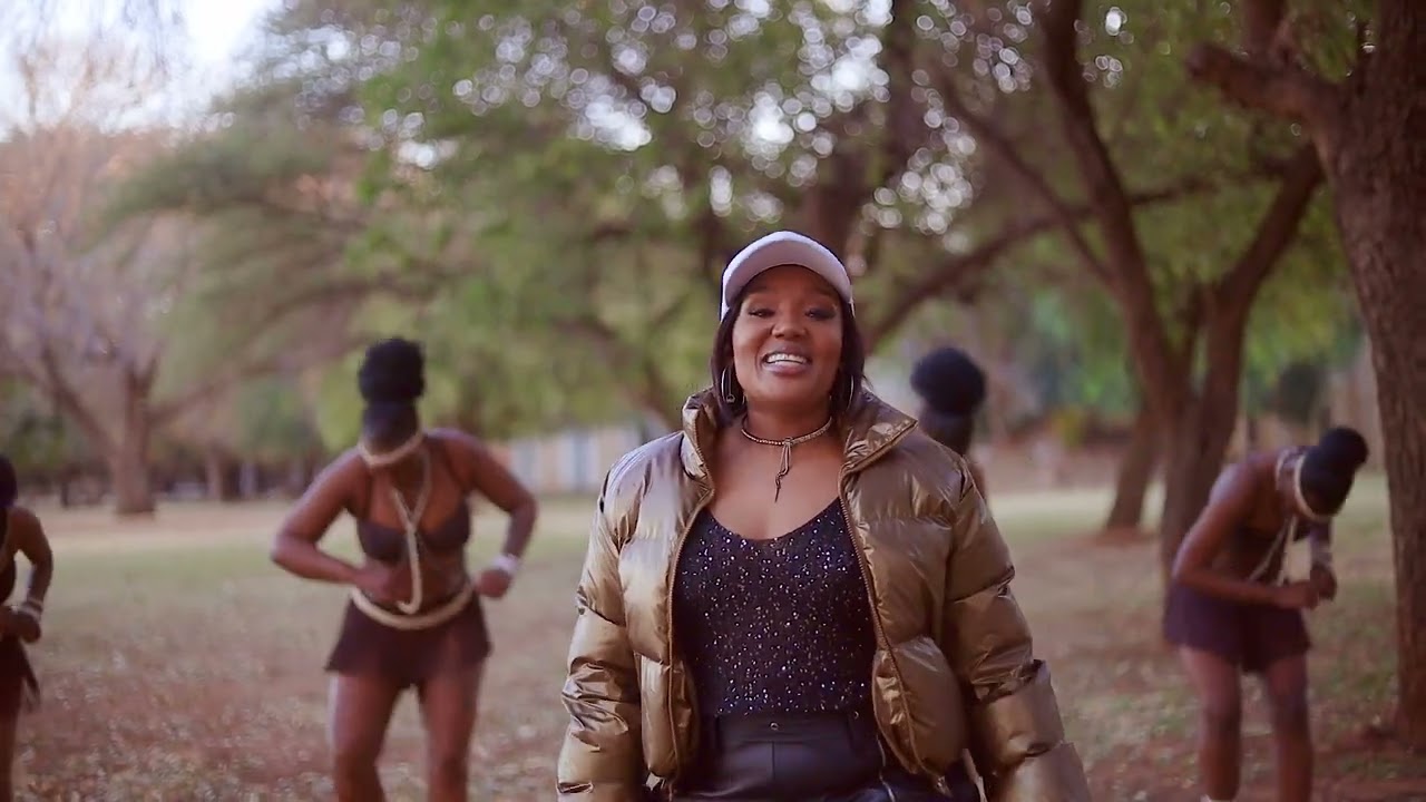 DOWNLOAD VIDEO: VEE MAMPEEZY Ft. MMAAUSI – “Celebrate” Mp4