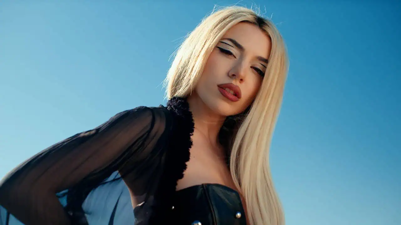 DOWNLOAD VIDEO: Kygo & Ava Max – “Whatever” Mp4